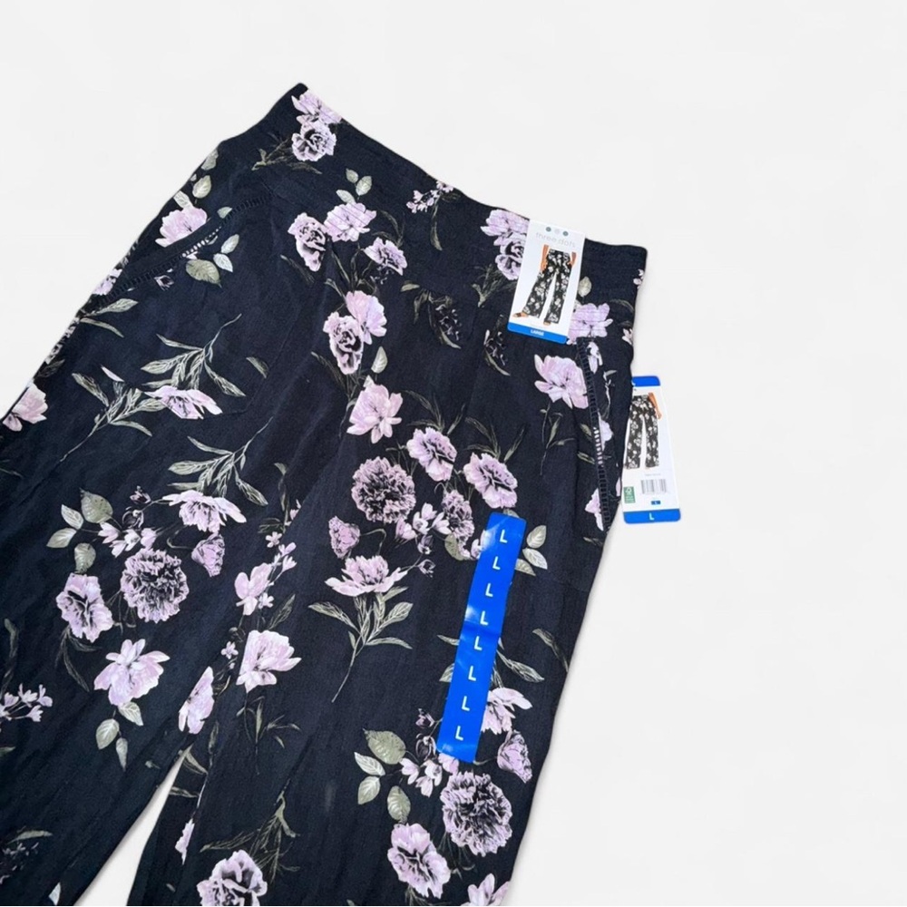 Floral Wide Leg Pants - Picture 3 of 4